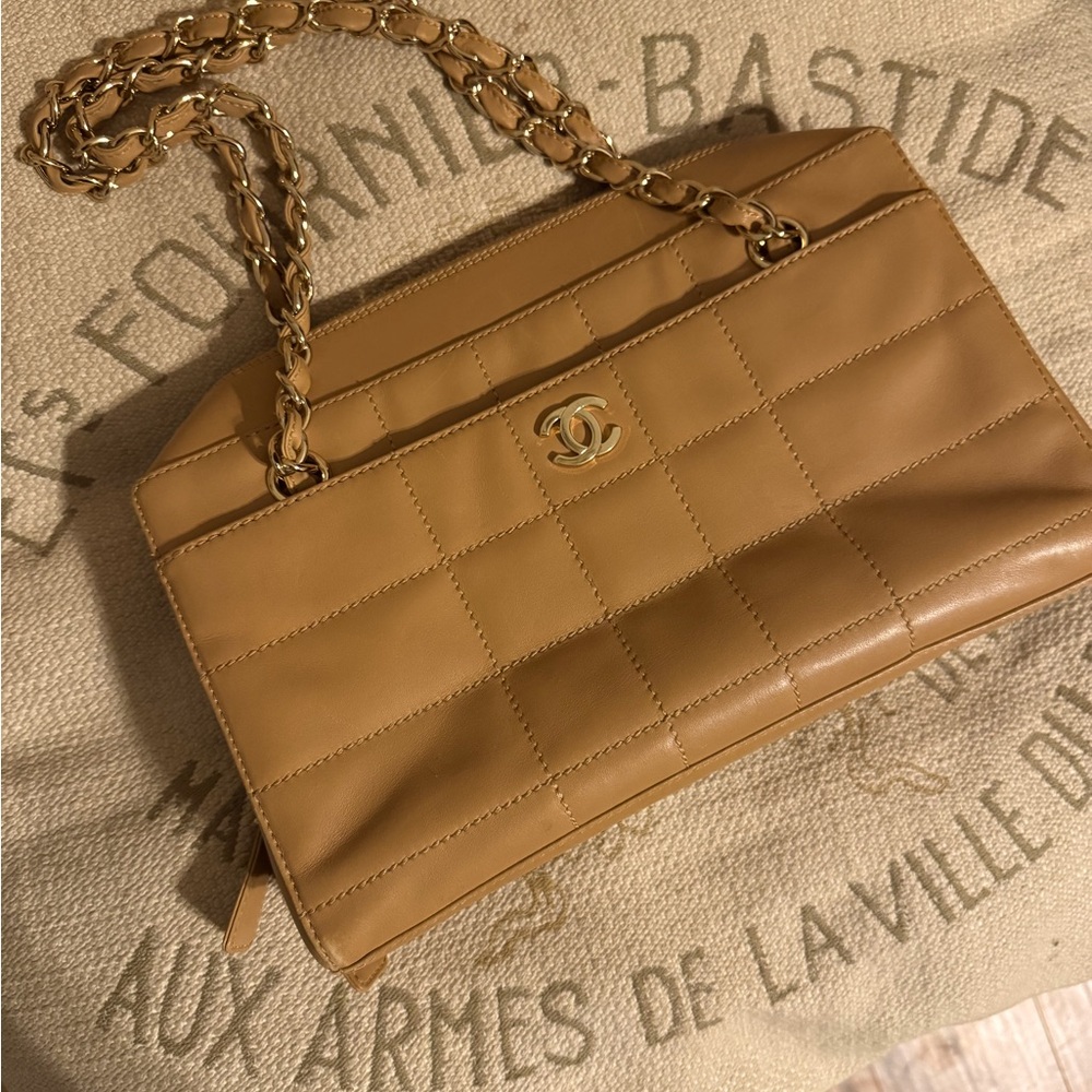 Chanel Shoulder Bag